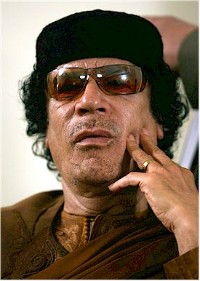 Muammar al-Gaddafi; Grafik. Wikimedia Commons